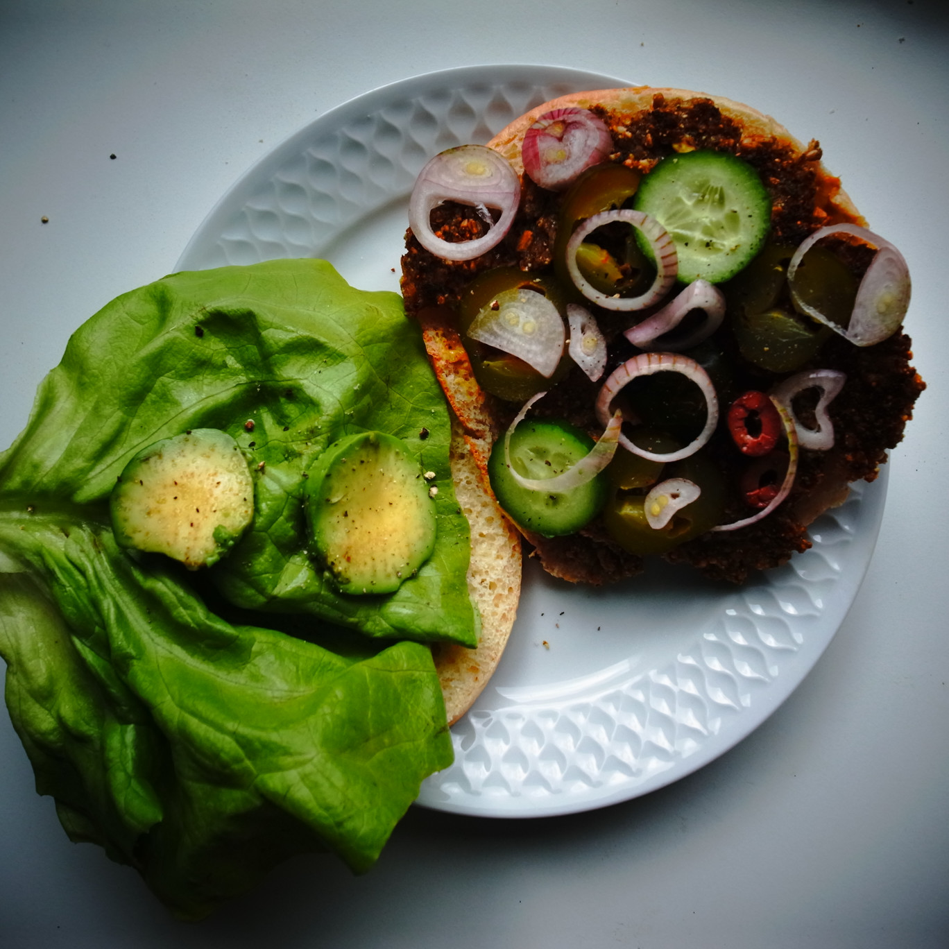 Wenn der große Hunger kommt hilft nur der Seitan/Hafer Burger (vegan ...